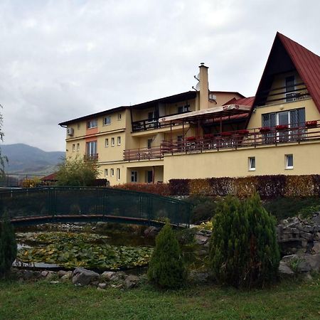 Penzion Koruna Nitrianske Rudno Exterior photo